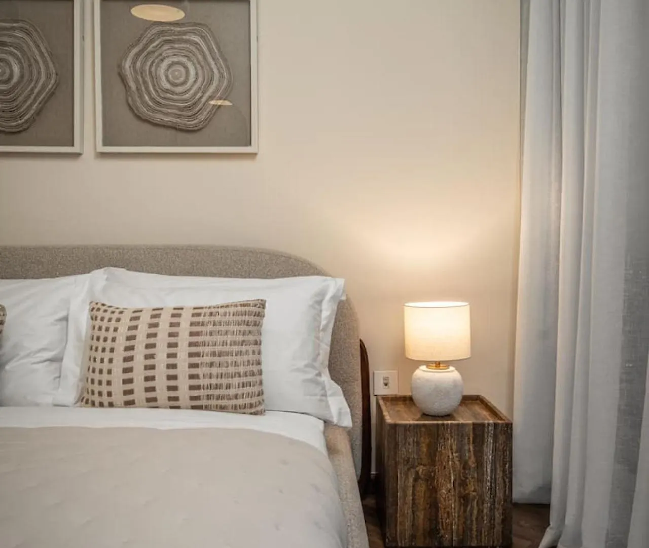 Seraya Residence 10 - 3Bdr - Private Infrared Sauna - Burj View Dubai Apartment
