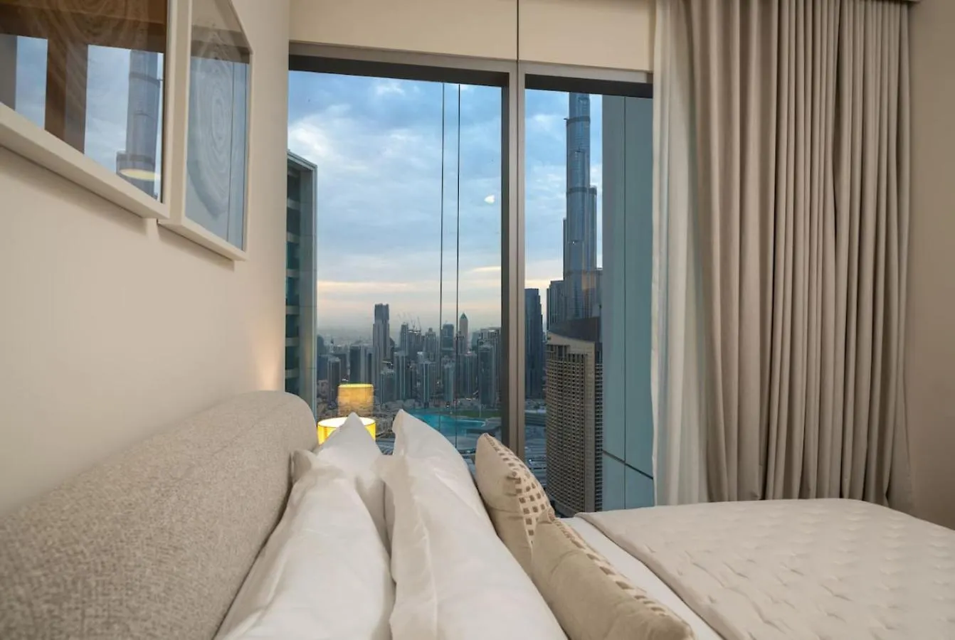 Seraya Residence 10 - 3Bdr - Private Infrared Sauna - Burj View Dubai Apartment